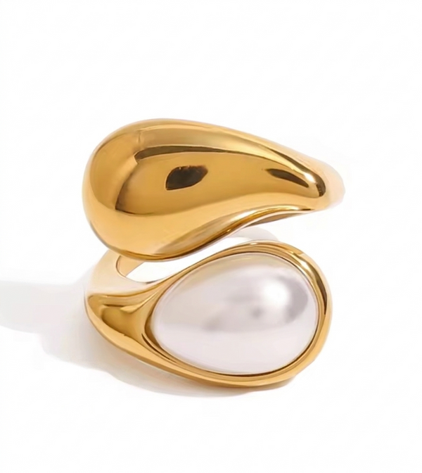 Dione Pearl Ring – Gold Abstract Statement Ring