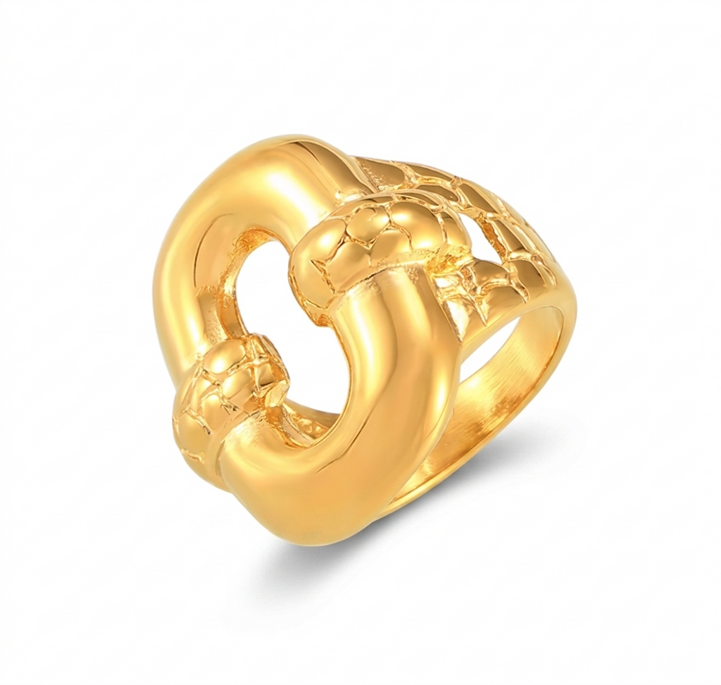 Medusa Ring – Gold Sculptural Statement Ring