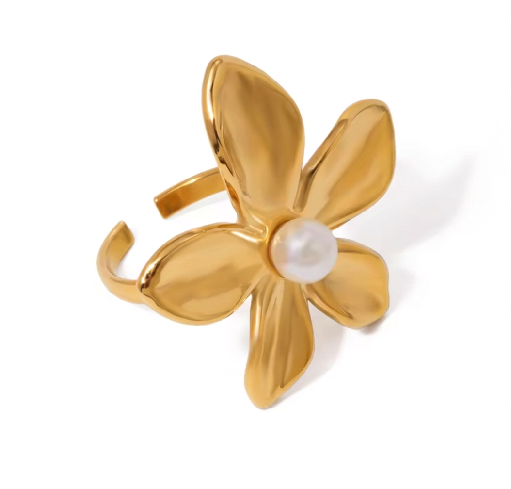 Antheia Pearl Bloom Ring – Gold Floral Statement Ring
