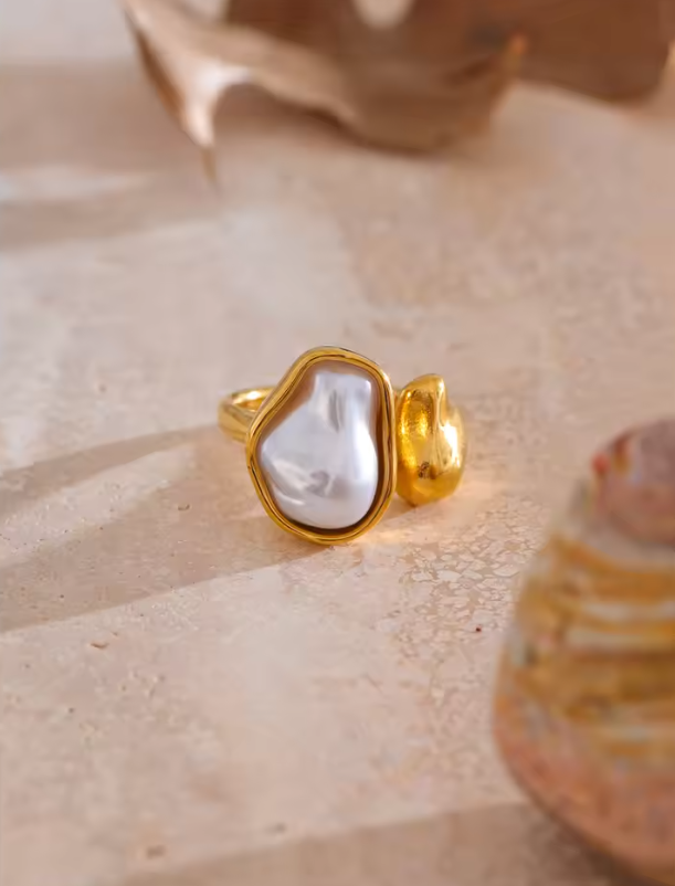 Calypso Pearl Ring – Gold Organic Open Ring