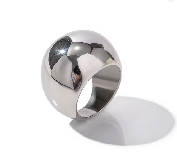 Nyx Dome Ring – Silver Statement Ring