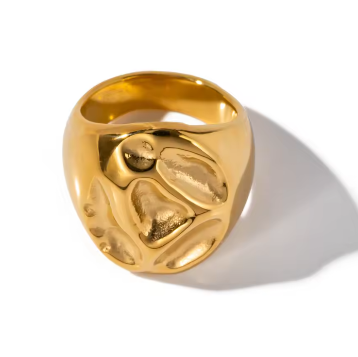 Elaria Sculptural Ring – Gold Statement Ring