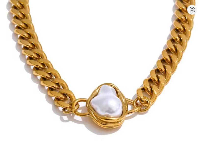 Ares Pearl Chain Necklace – Gold Cuban Link with Baroque Pearl Clasp