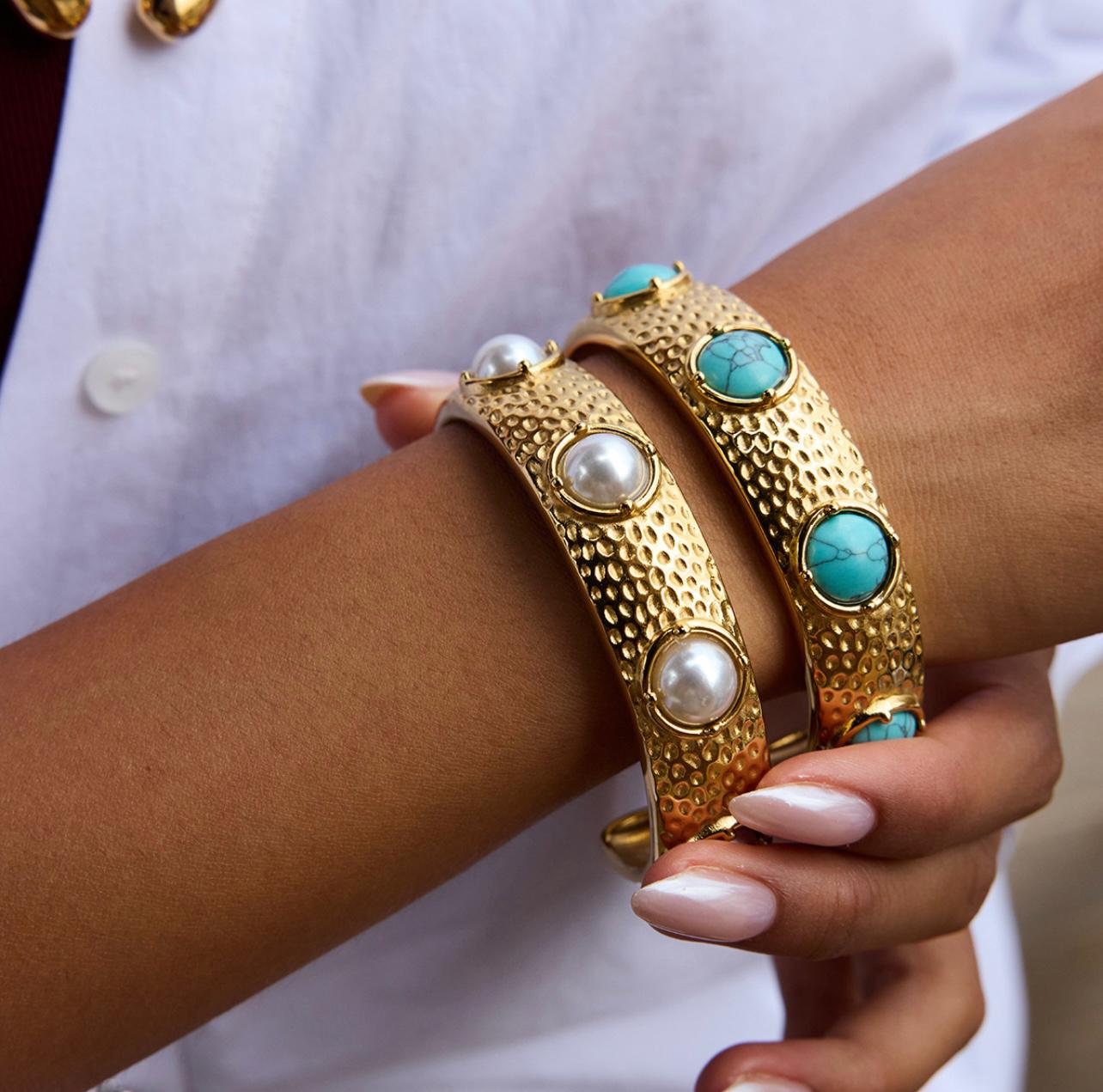Santorini Textured Cuff Bracelet with Stone Detail – 18k Gold Plated