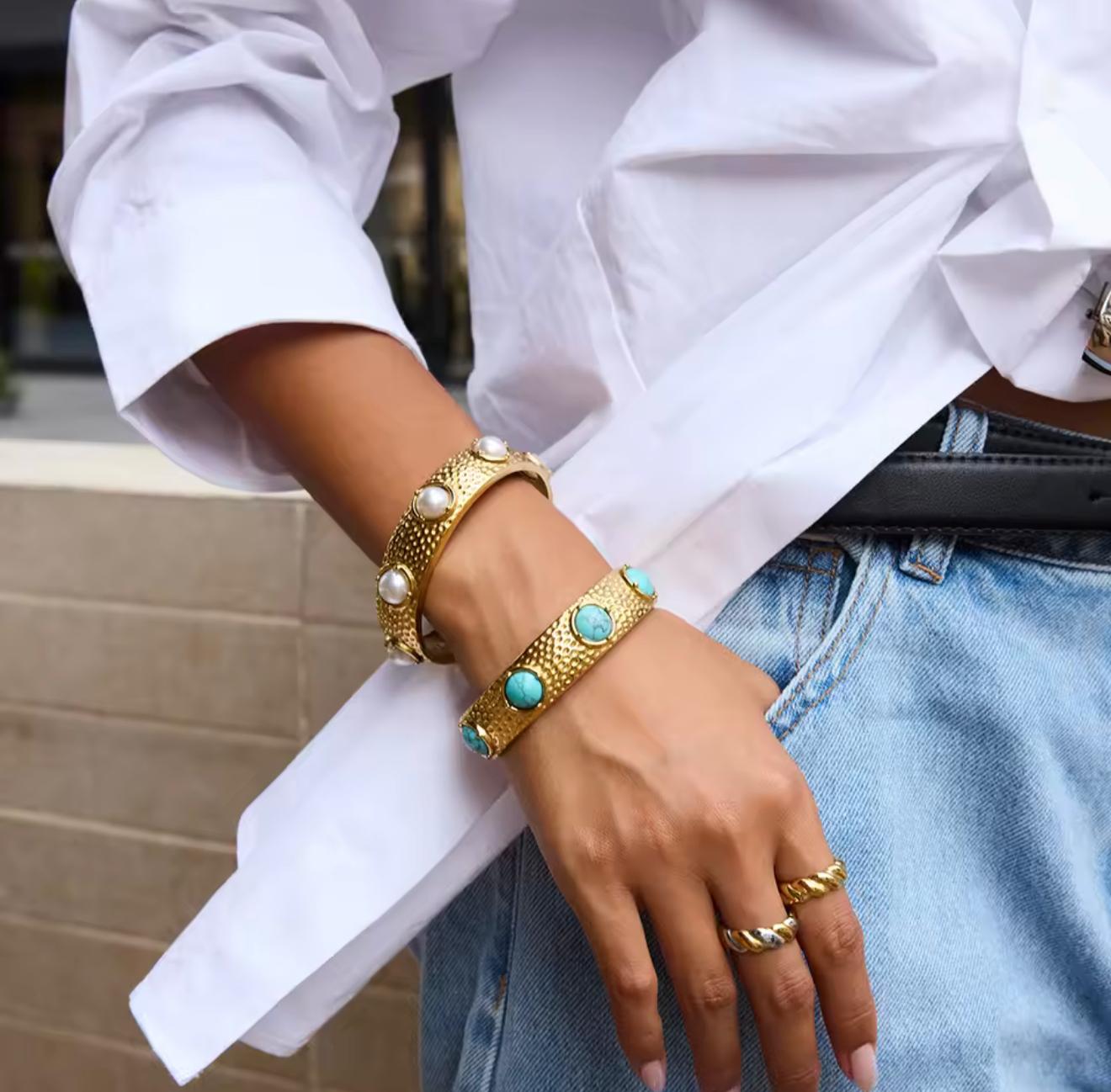 Santorini Textured Cuff Bracelet with Stone Detail – 18k Gold Plated
